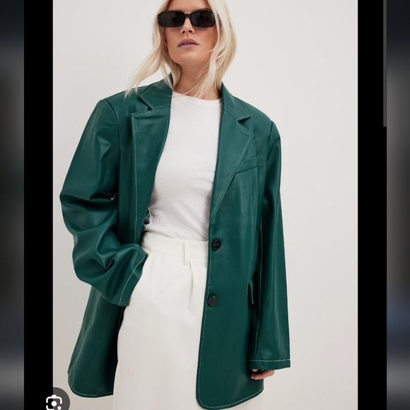 NWT NA-KD Contast Stitch Oversized PU Blazer - Picture 1 of 13